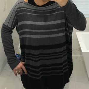 Vince cashmere light weight sweater